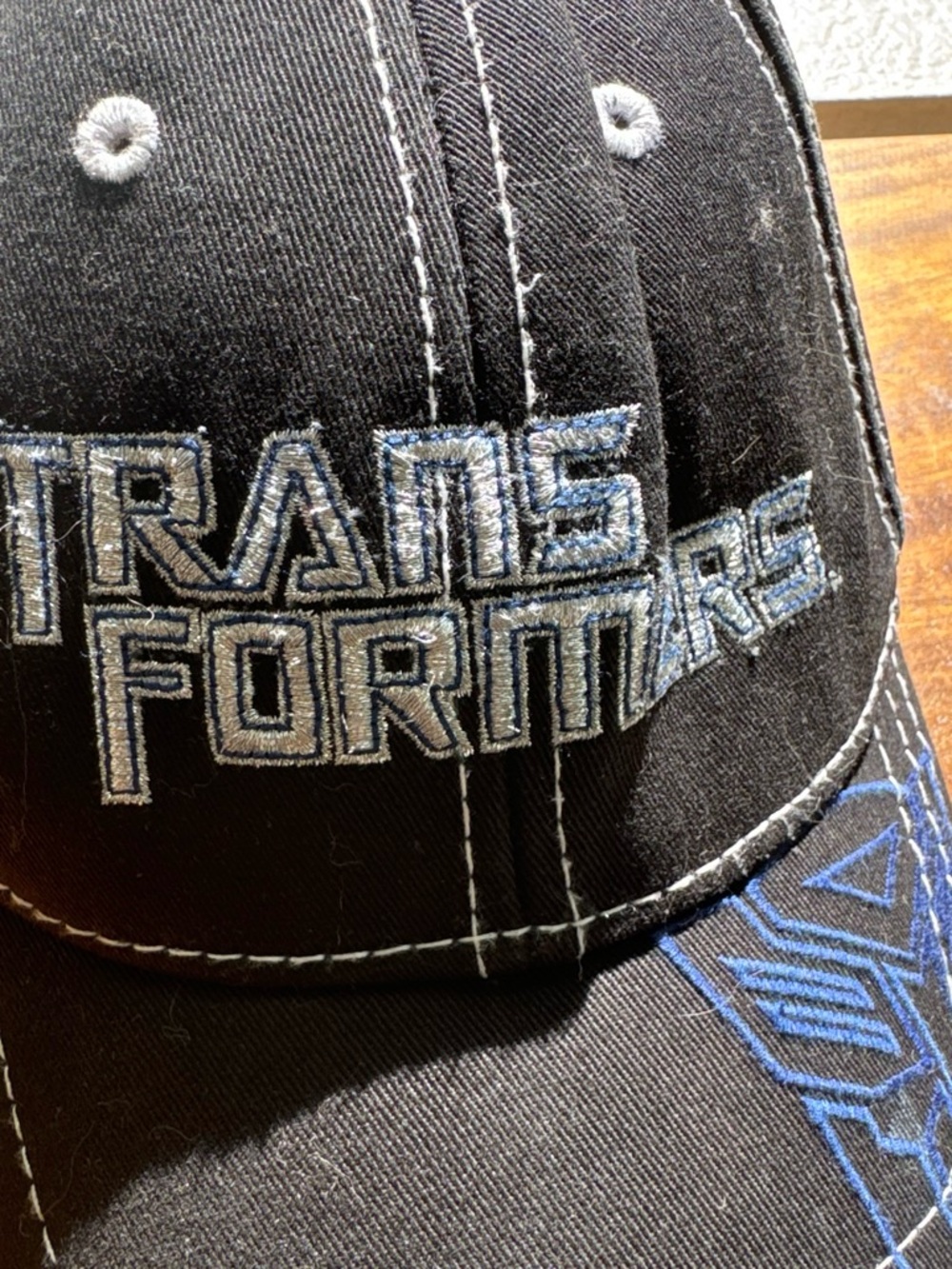 Transformers baseball hat - Picture 2 of 4